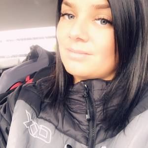 Meet your Posher, Vanessa